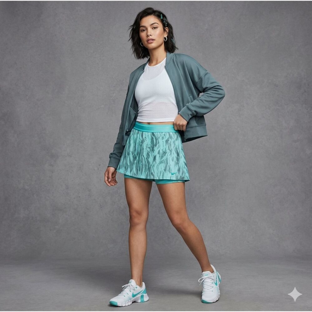 NIKE Court Printed Light Aqua Green Tennis Skort  Womens Sz M Athleisure